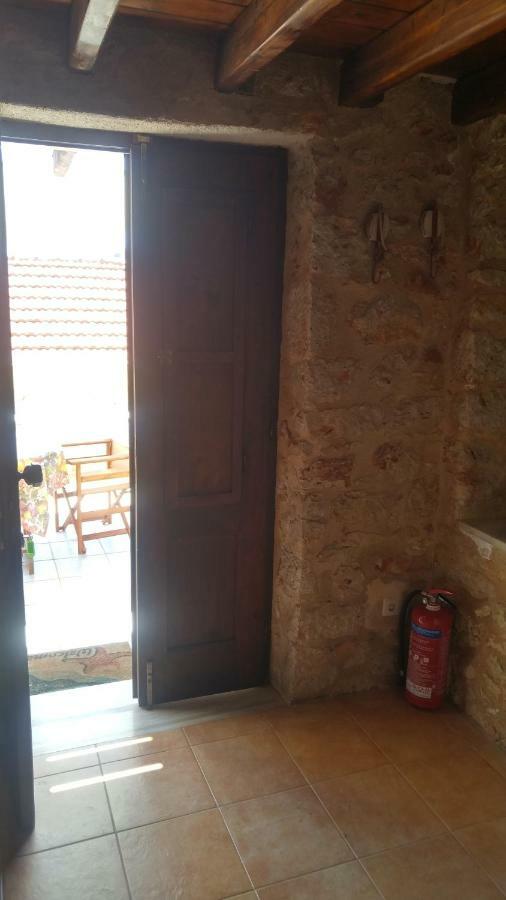 Rosalia Apartments Chalki Town ภายนอก รูปภาพ